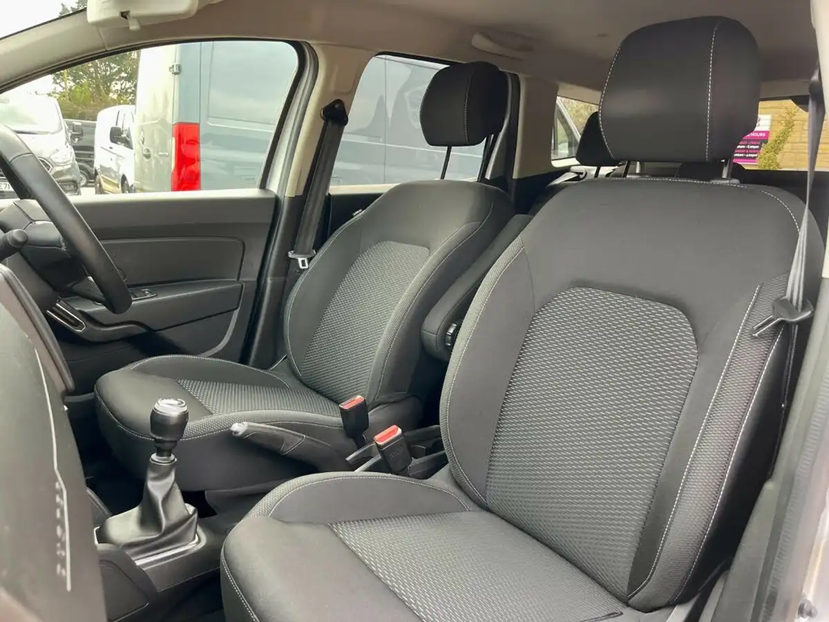2018-dacia-duster-15dci-comfort-big-18