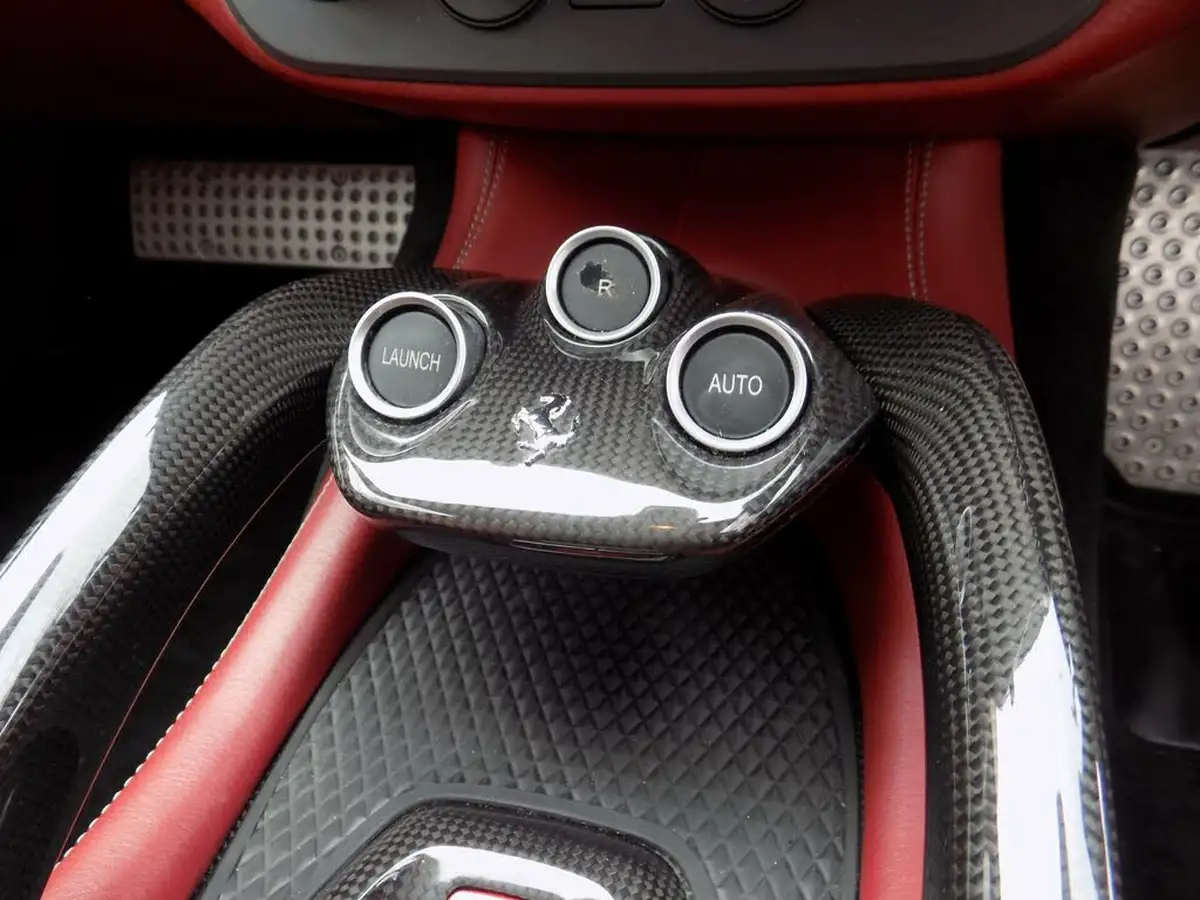 2012-ferrari-ff-63-big-18