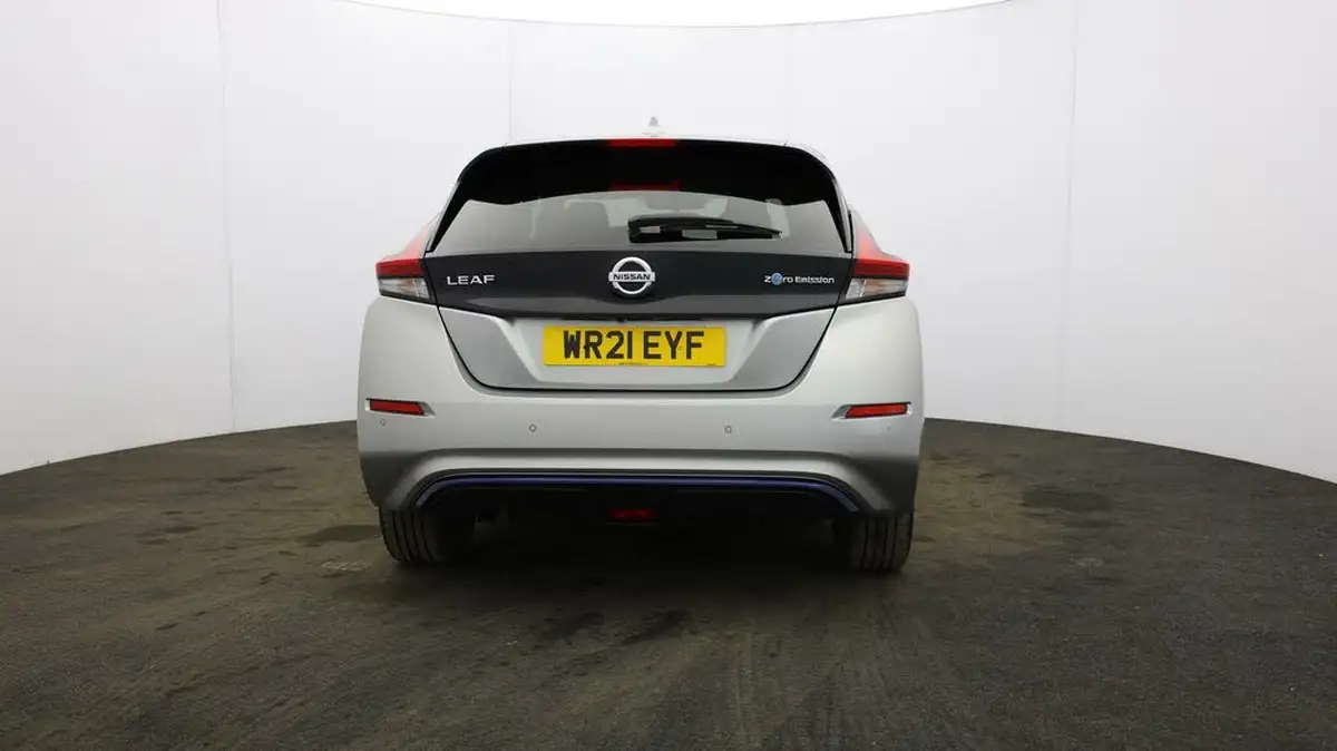 2021-nissan-leaf-e-e-n-connecta-big-55
