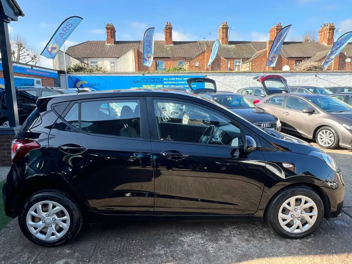 2019-hyundai-i10-10-se-67ps-big-7