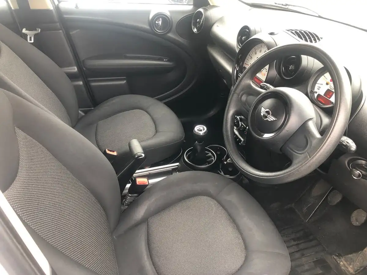 2013-mini-countryman-16td-cooper-d-big-7