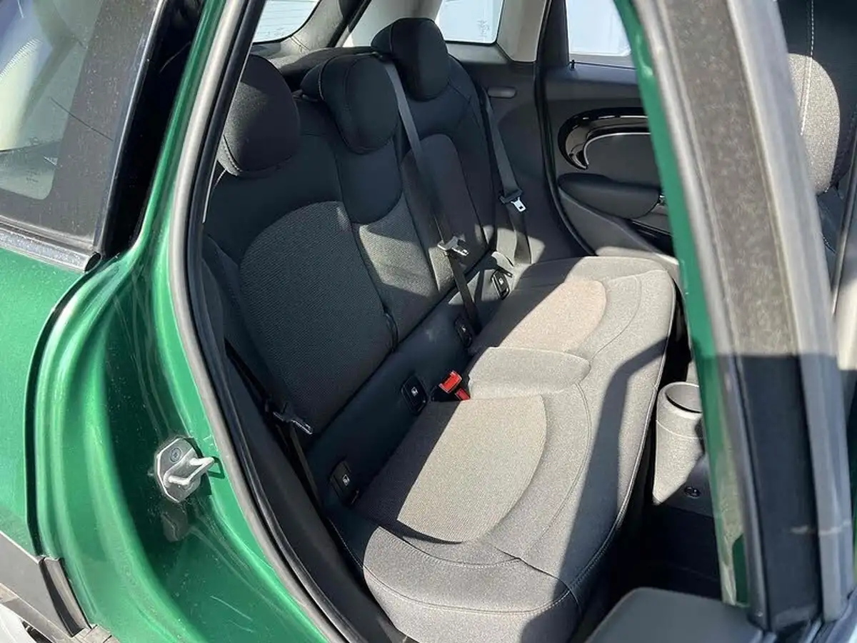 2022-mini-cooper-15-cooper-classic-hatchback-5d-big-8