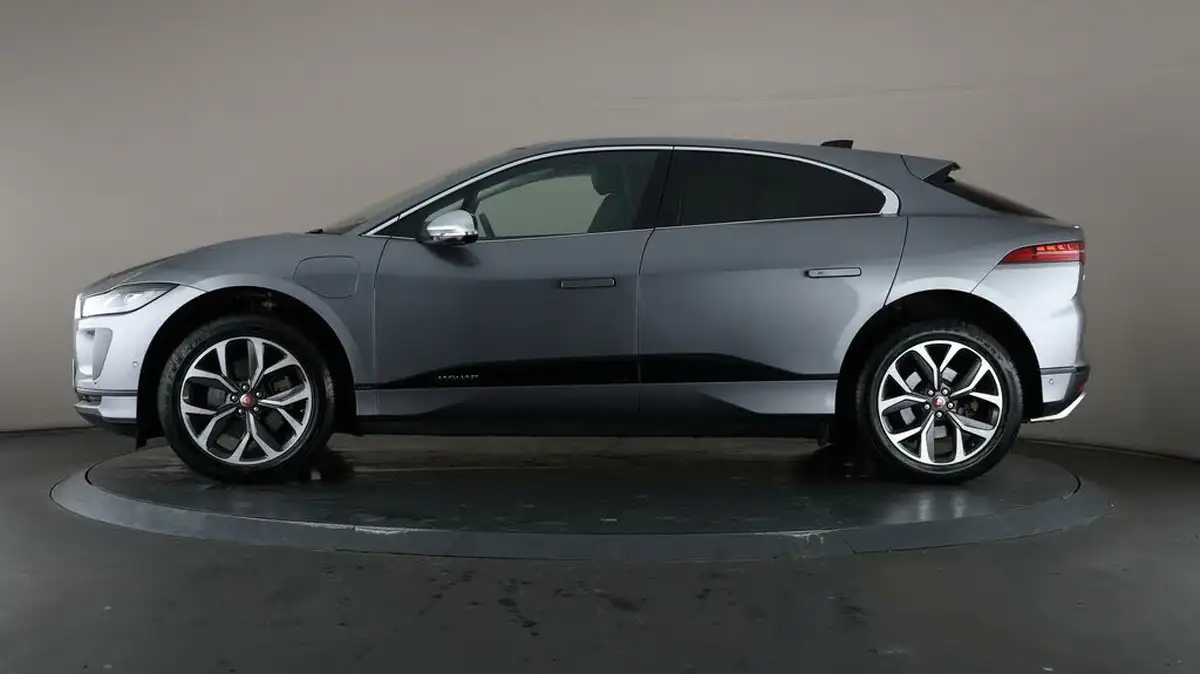 2020-jaguar-i-pace-ev400-hse-big-35