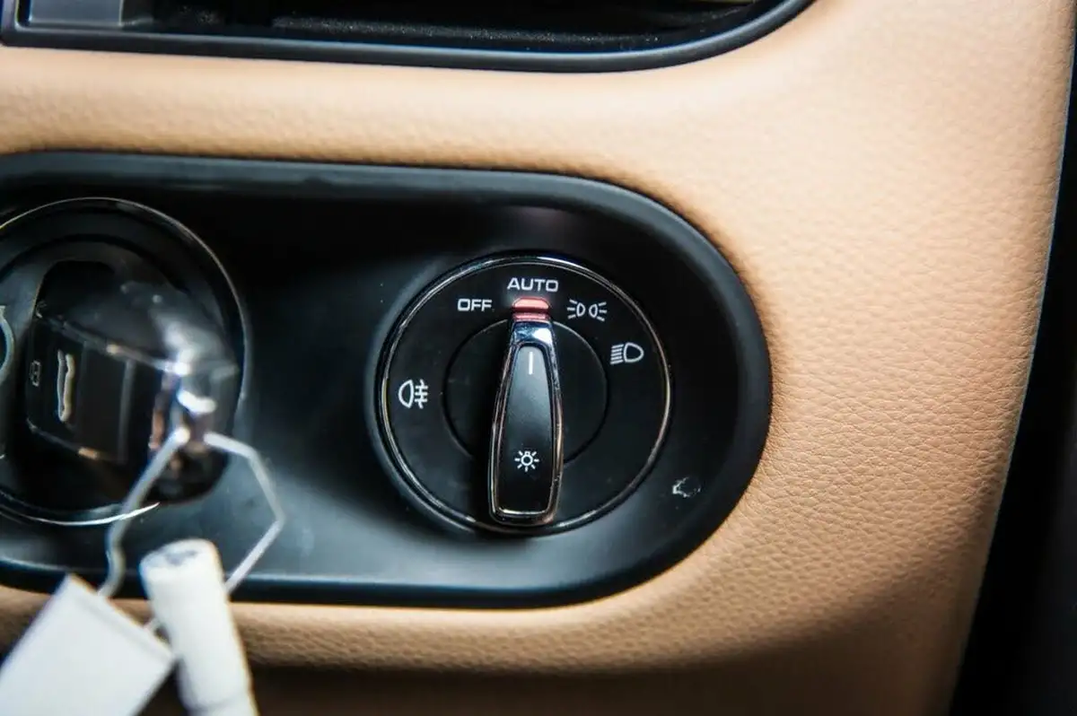 2020-porsche-macan-30-v6-s-big-55