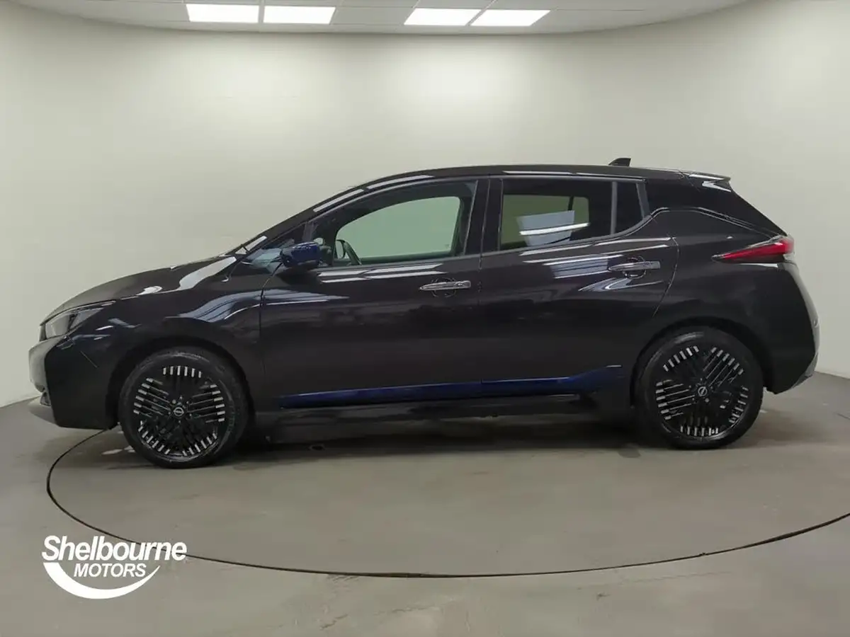2024-nissan-leaf-e-e-tekna-59kwh-big-13
