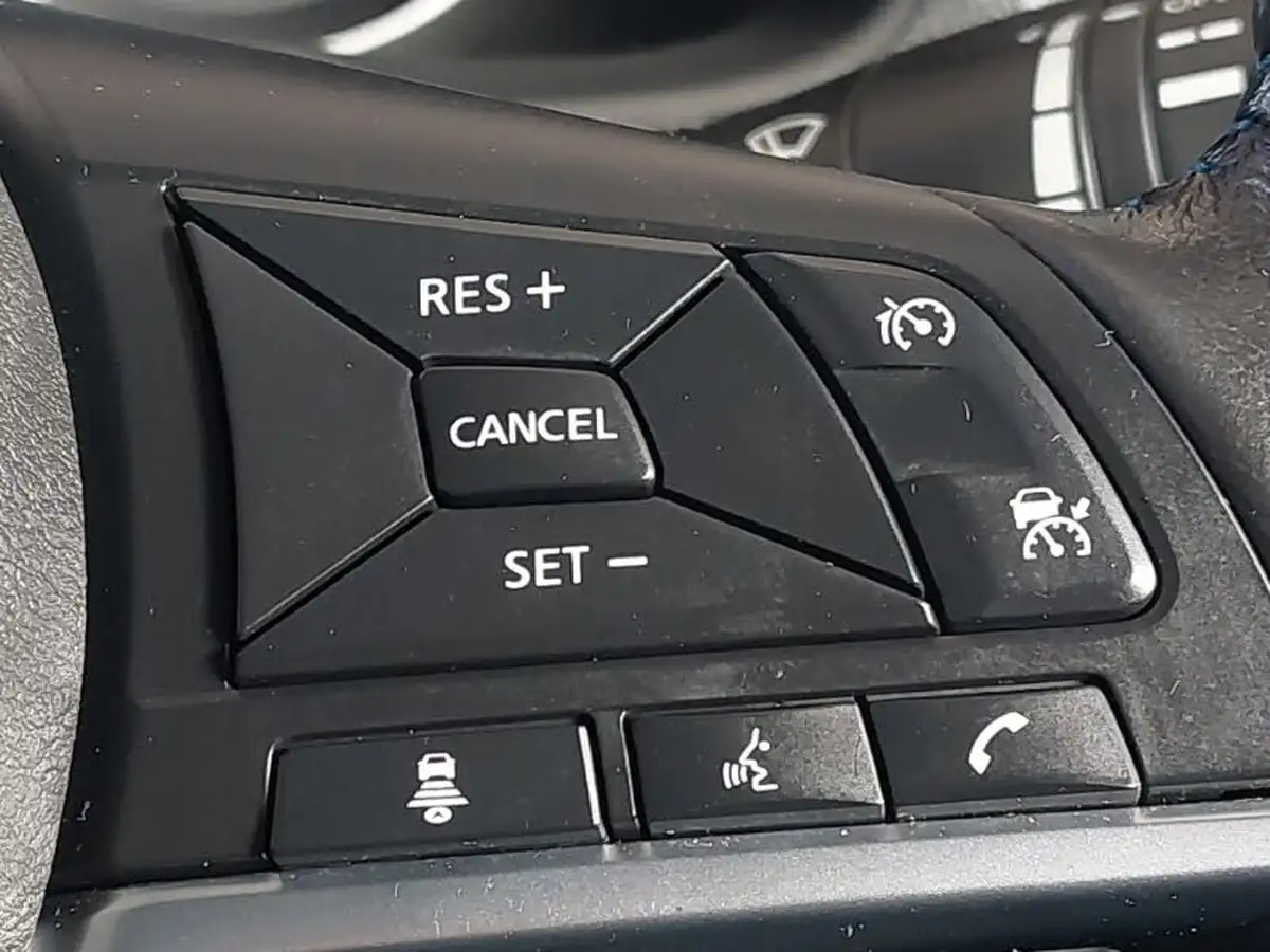2019-nissan-leaf-e-acenta-big-16