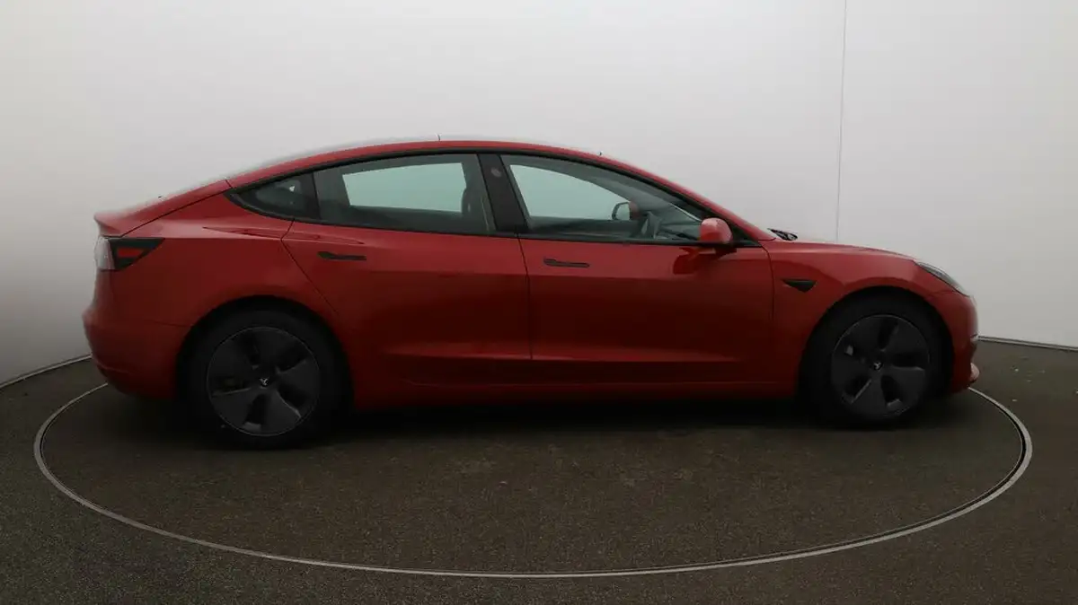 2021-tesla-model-3-e-long-range-4x4-big-8