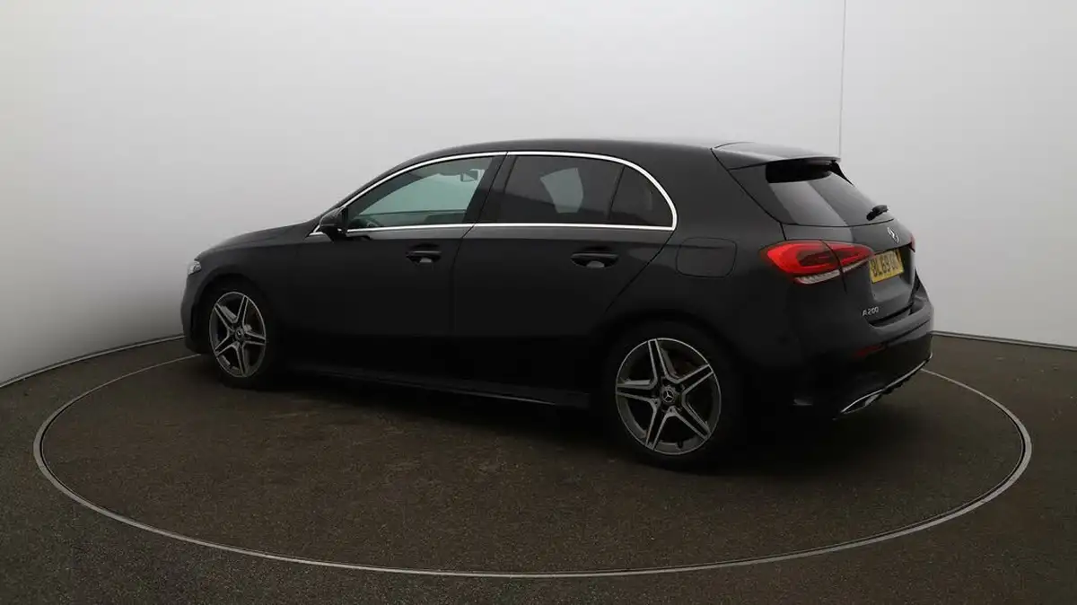2020-mercedes-benz-a-class-13-a200-amg-line-executive-hatchback-5d-big-28