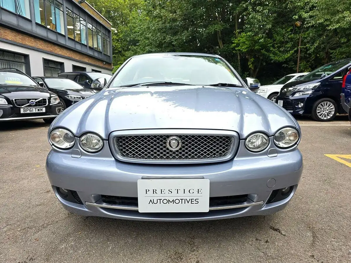 2009-jaguar-x-type-20-sovereign-saloon-big-46