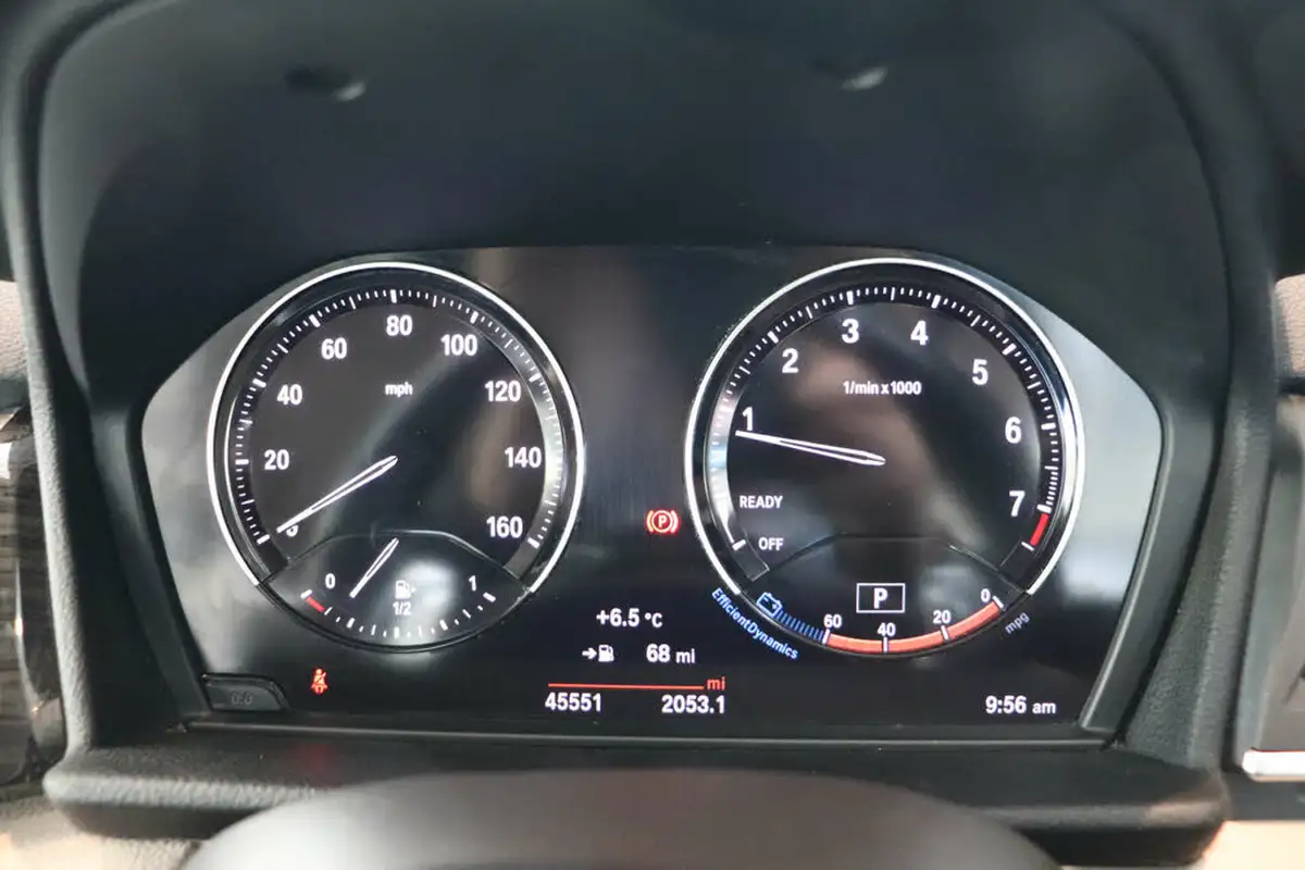2019-bmw-2-series-20-220i-luxury-gran-big-39