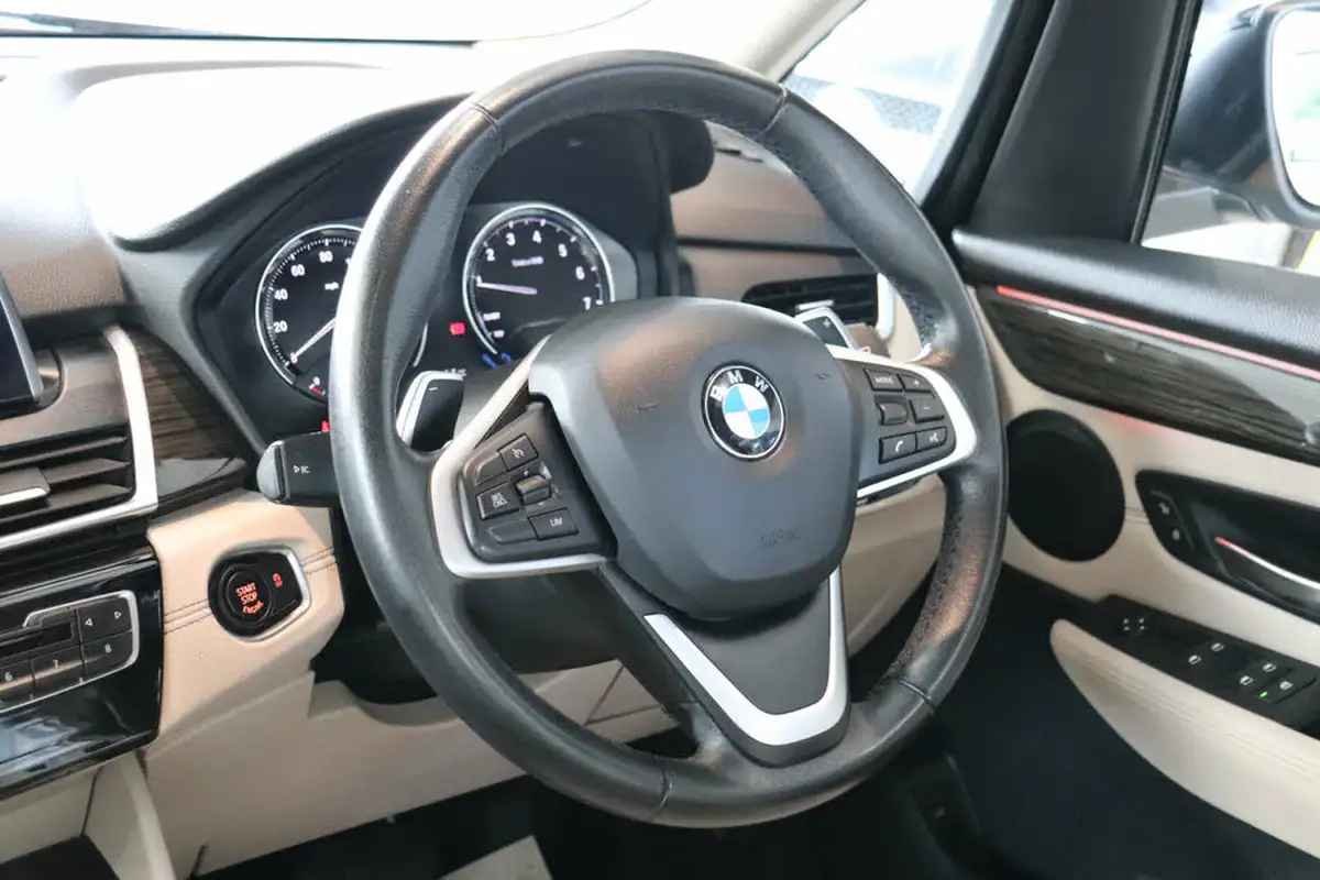 2019-bmw-2-series-20-220i-luxury-gran-big-15