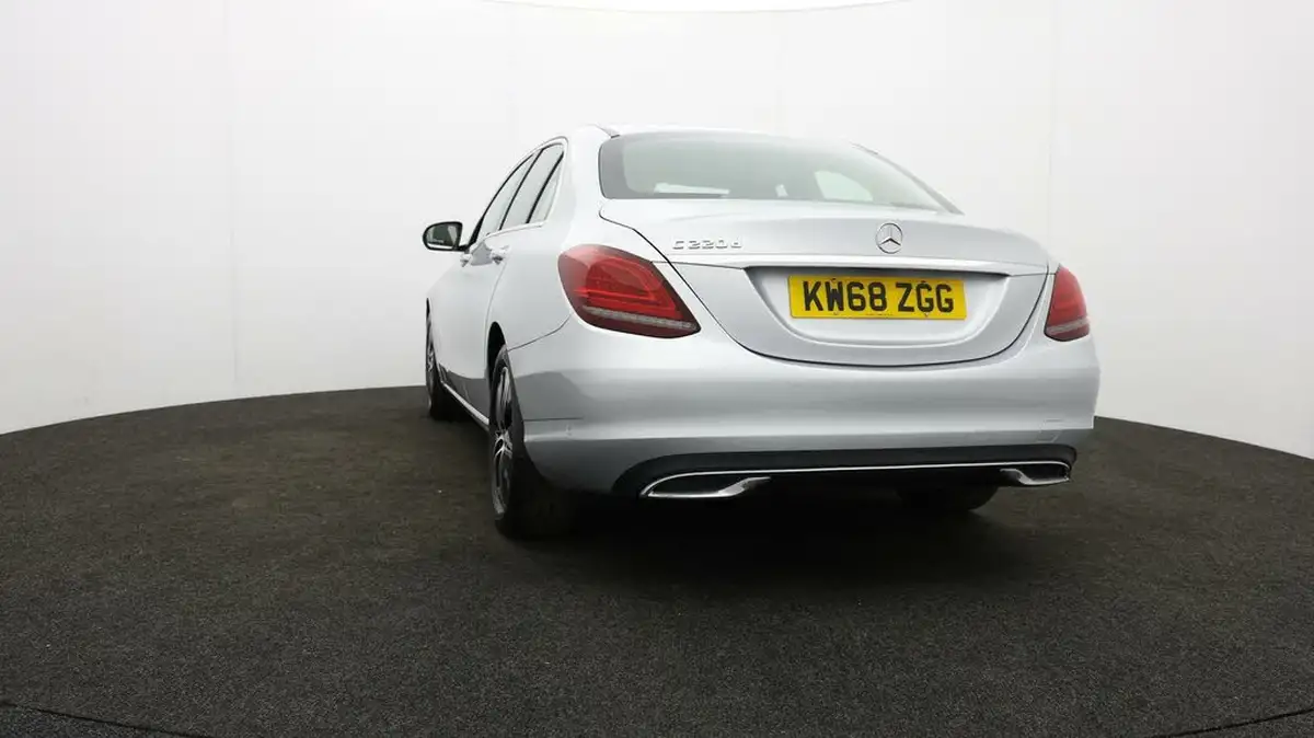 2018-mercedes-benz-c-class-20d-c220d-sport-premiumss-saloon-4d-big-74