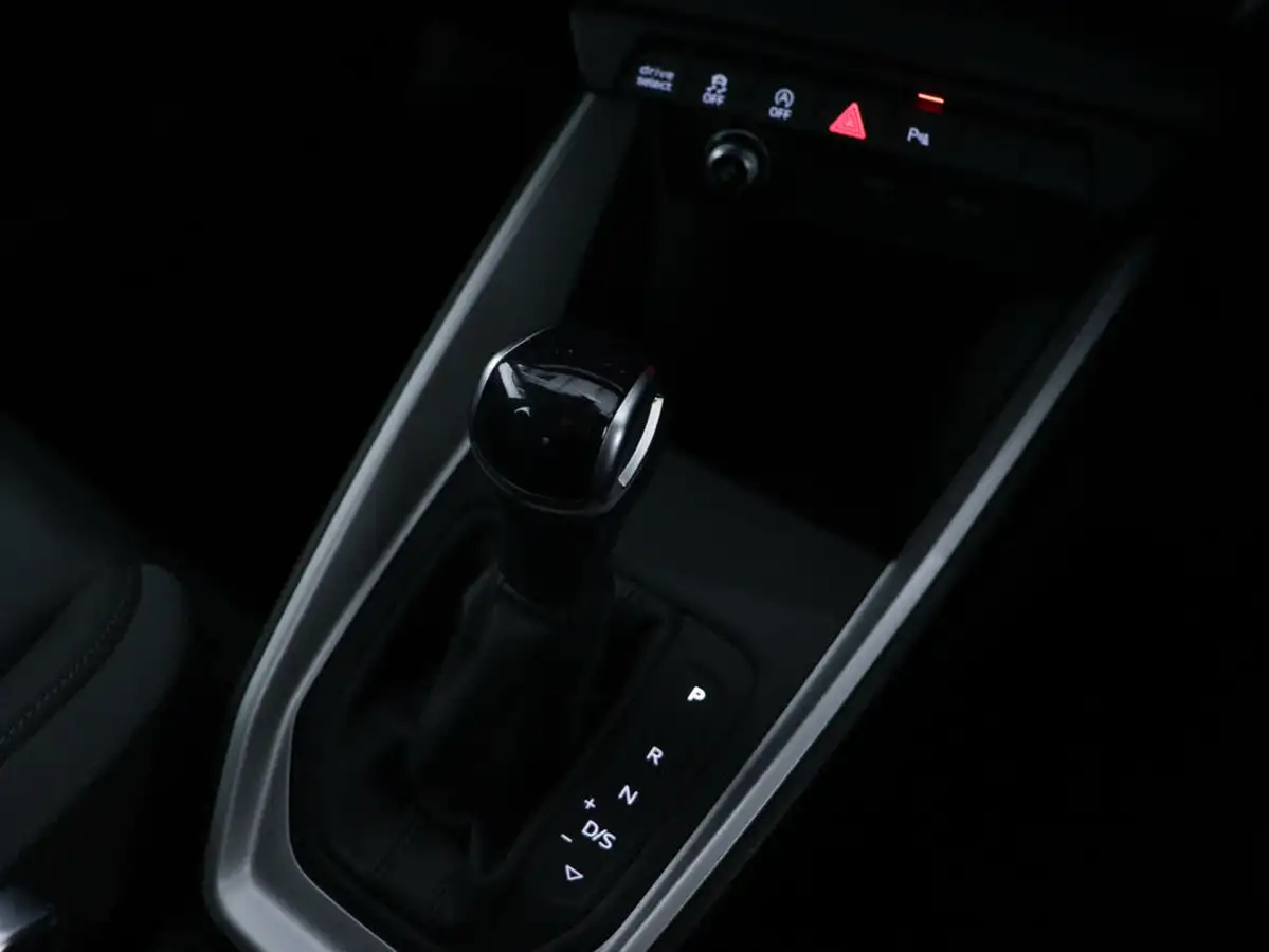 2021-audi-a1-15-35-tfsi-sport-big-25