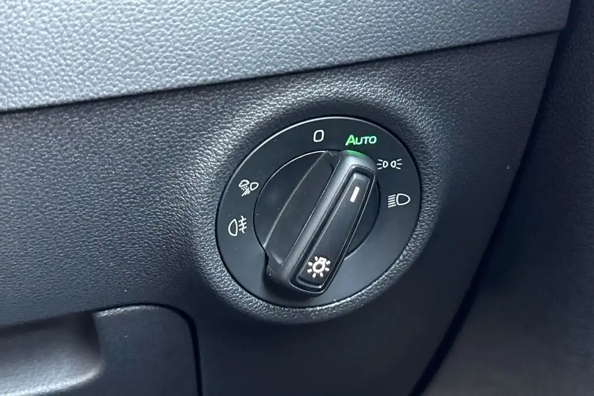 2023-skoda-karoq-15-tsi-sportline-dsg-big-25