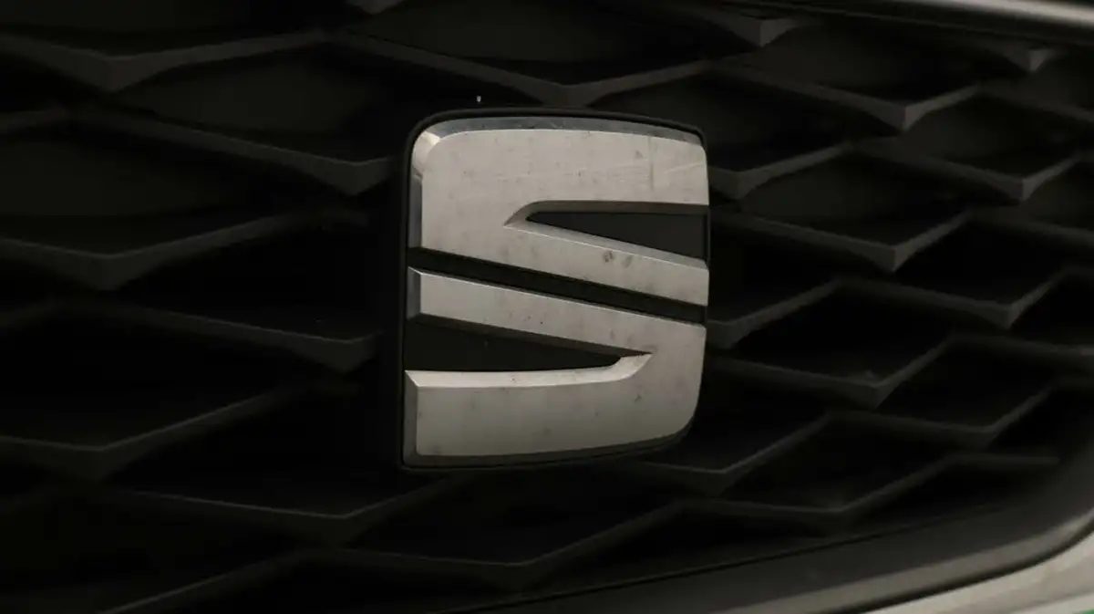 2021-seat-leon-15-tsi-evo-fr-130ps-hatchback-big-30