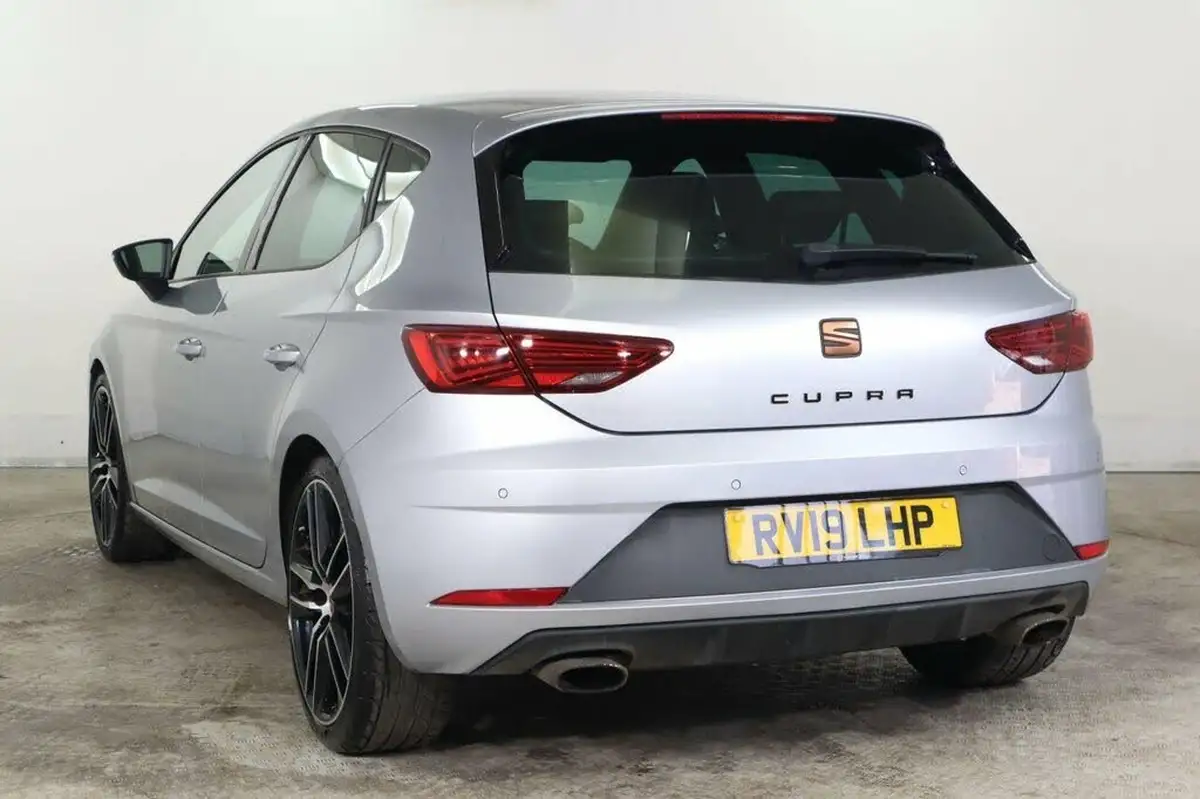 2019-seat-leon-20-tsi-cupra-290-ss-big-6