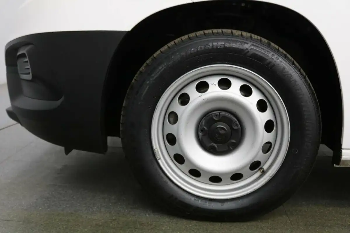 2021-vauxhall-combo-15cdti-dynamic-2300-100pseu6dt-l2h1-panel-big-47