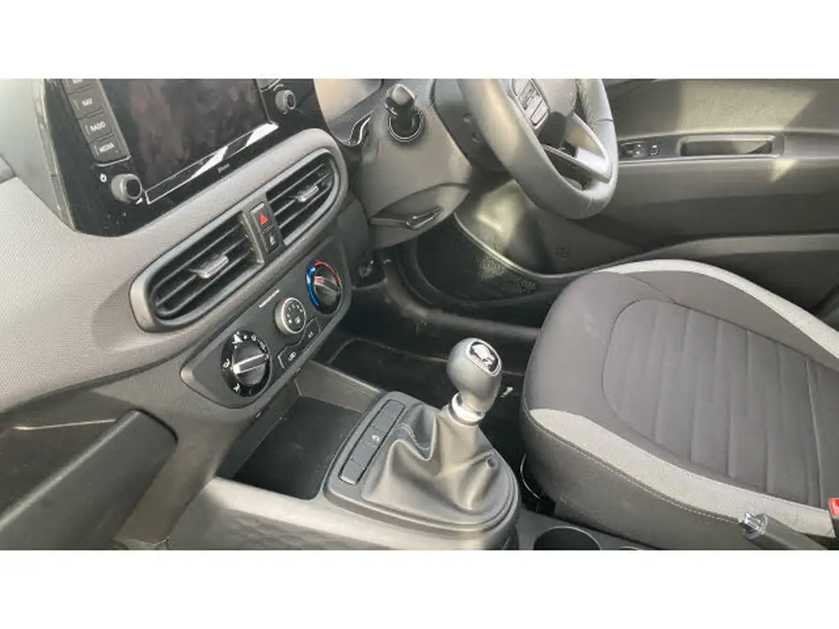 2024-hyundai-i10-10-advance-63ps-big-12