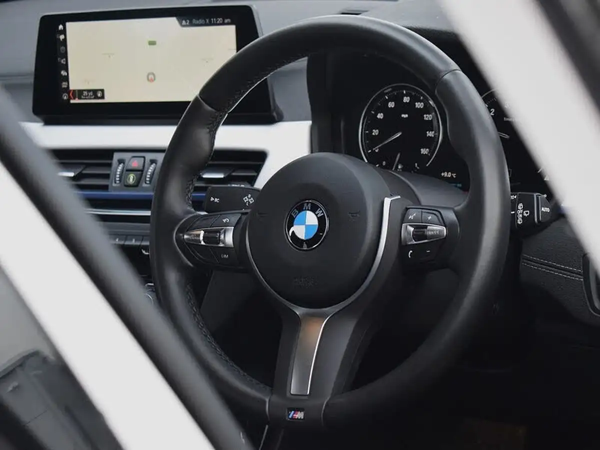 2021-bmw-x1-15-xdrive-25e-phev-m-sport-big-15