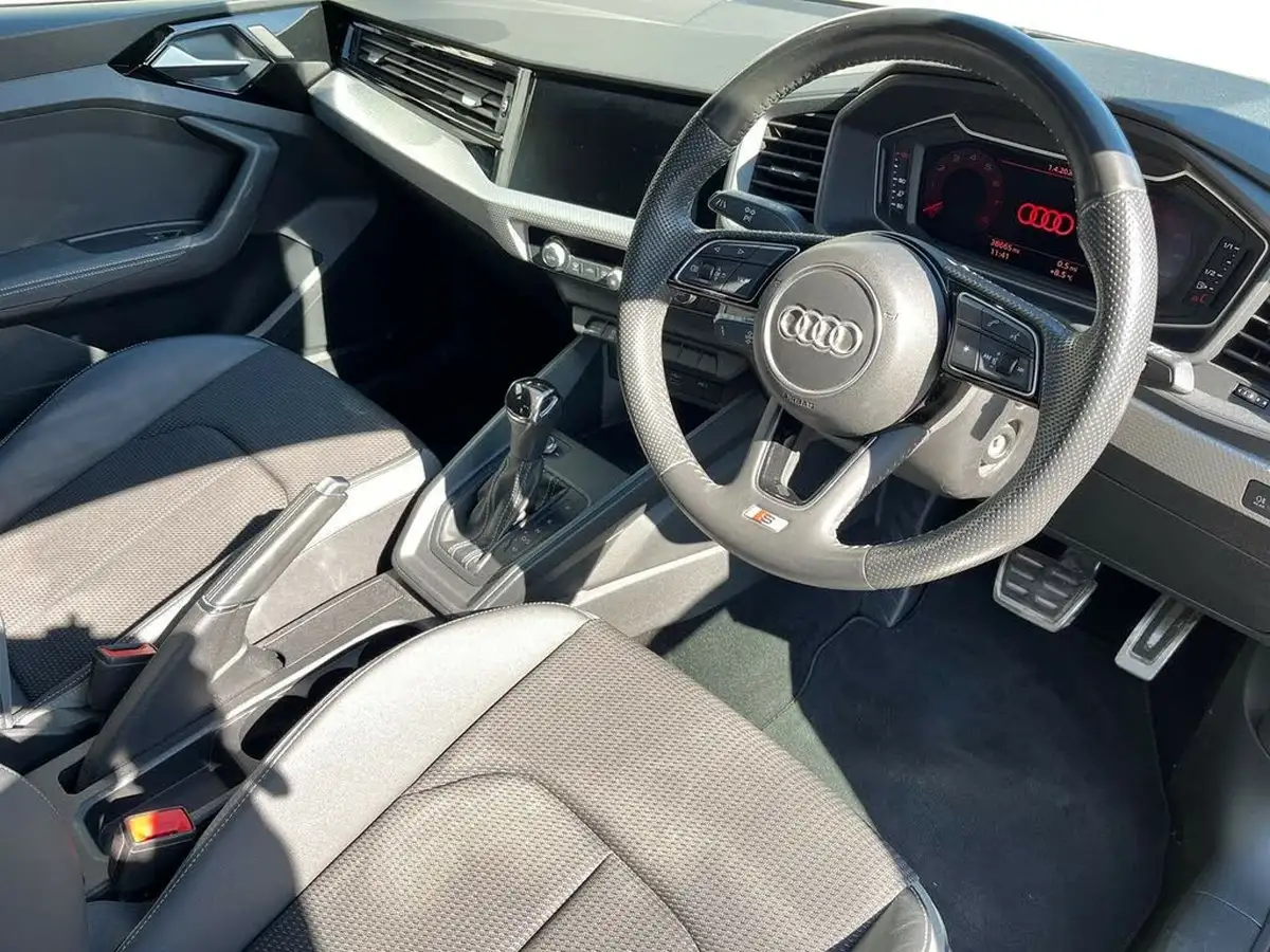 2019-audi-a1-10-30-tfsi-s-line-ss-tronic-big-4