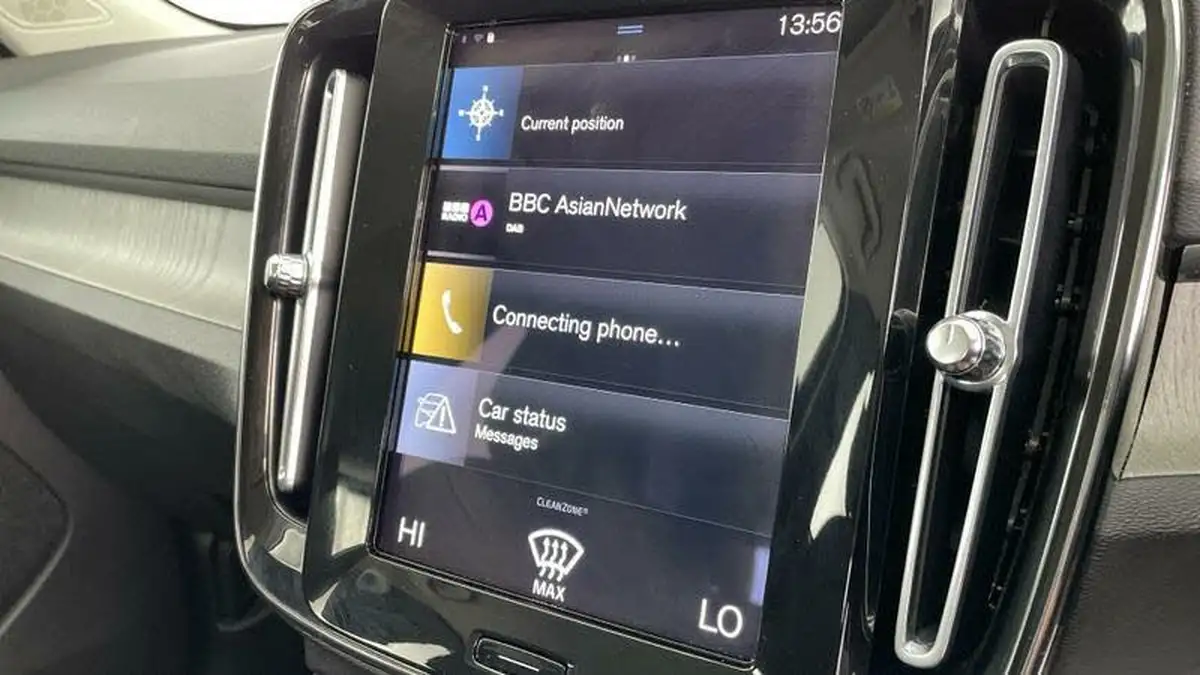 2021-volvo-xc40-20-b4-inscription-194bhp-auto-big-17