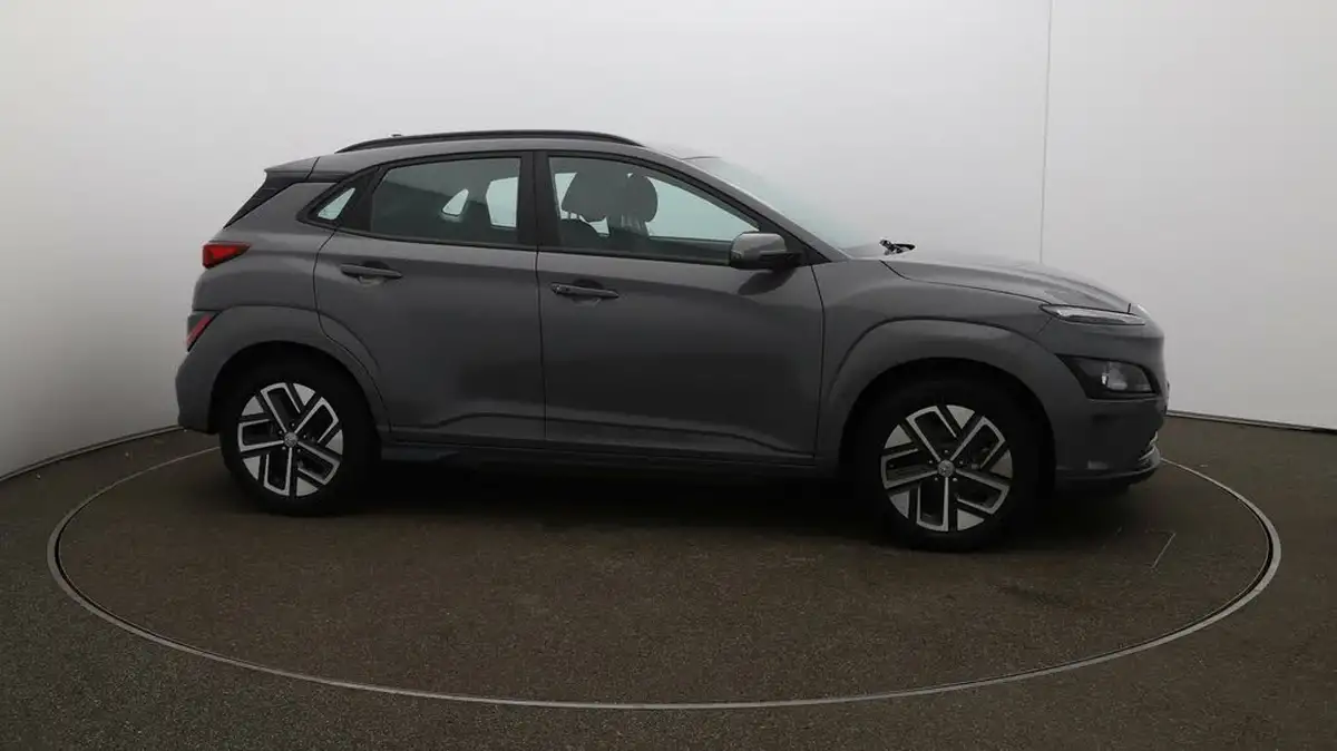 2022-hyundai-kona-e-se-connect-big-39