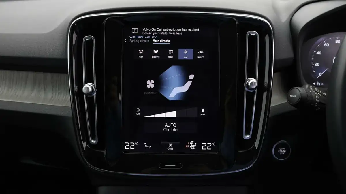 2022-volvo-xc40-15-t5-inscription-pro-big-11