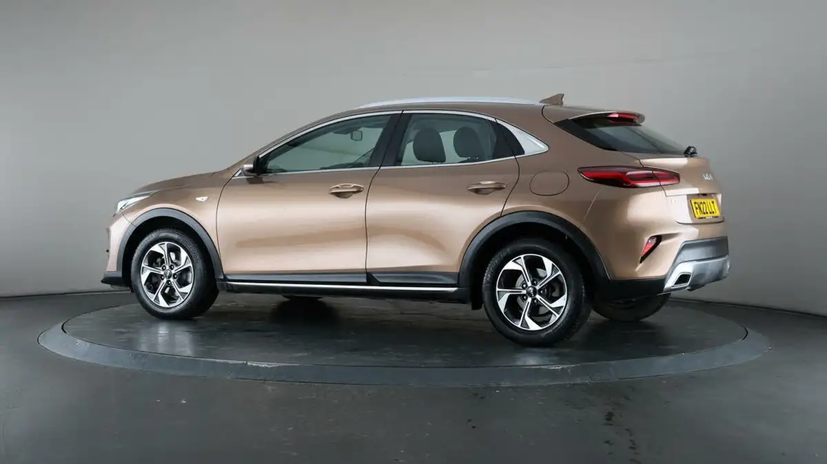 2022-kia-xceed-10-t-gdi-2-big-73