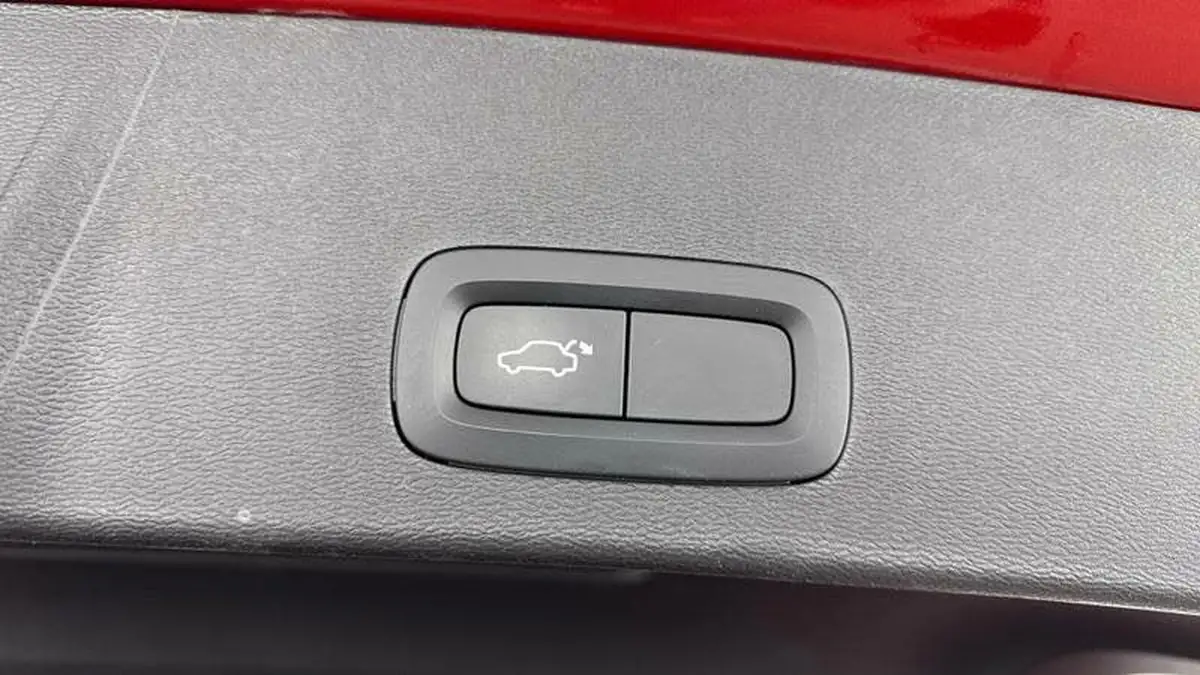 2022-volvo-xc40-15-t5-inscription-pro-big-32