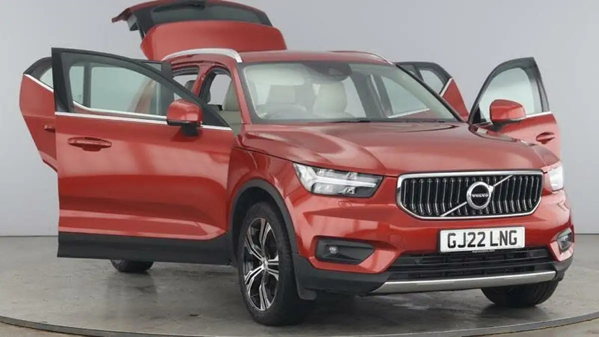 2022-volvo-xc40-15-t5-inscription-pro-big-8