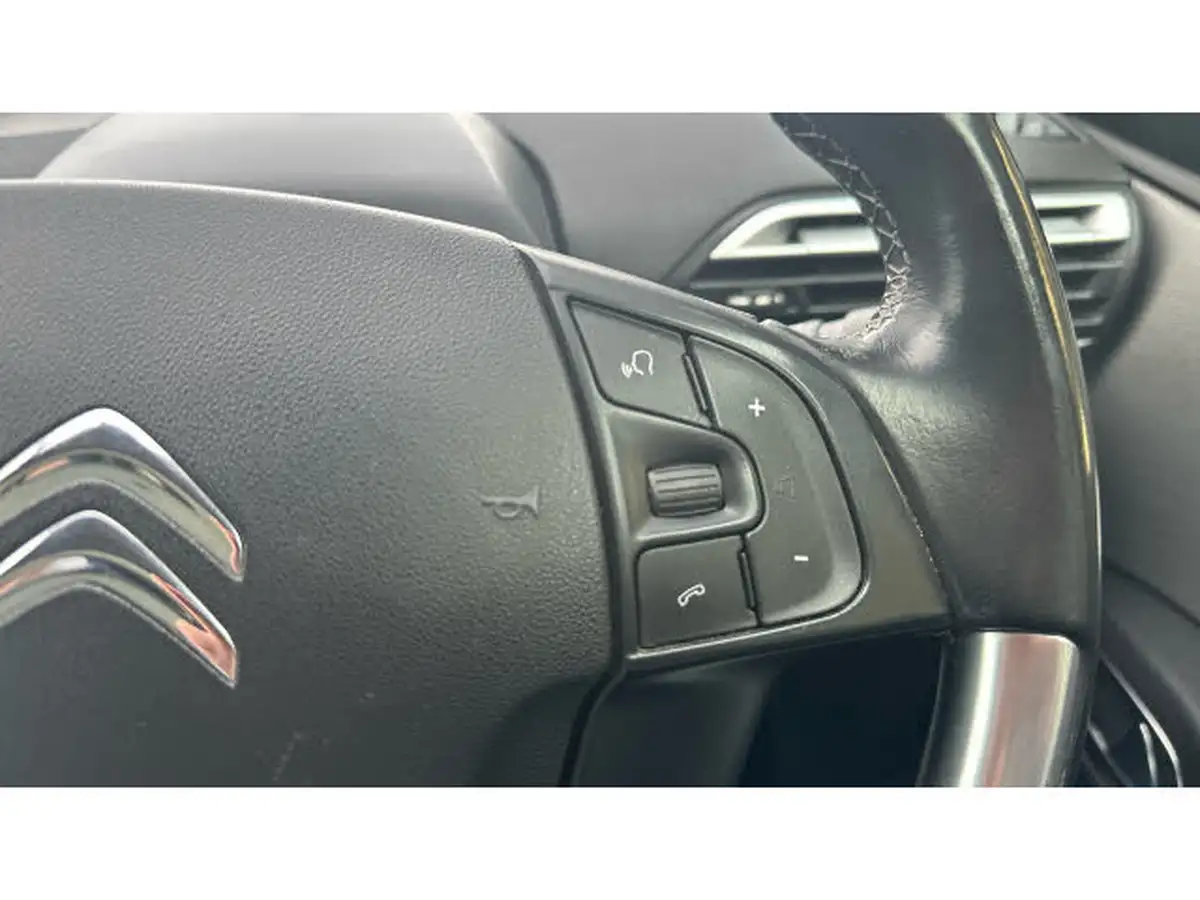 2018-citroen-c4-spacetourer-12-puretech-flair-big-21