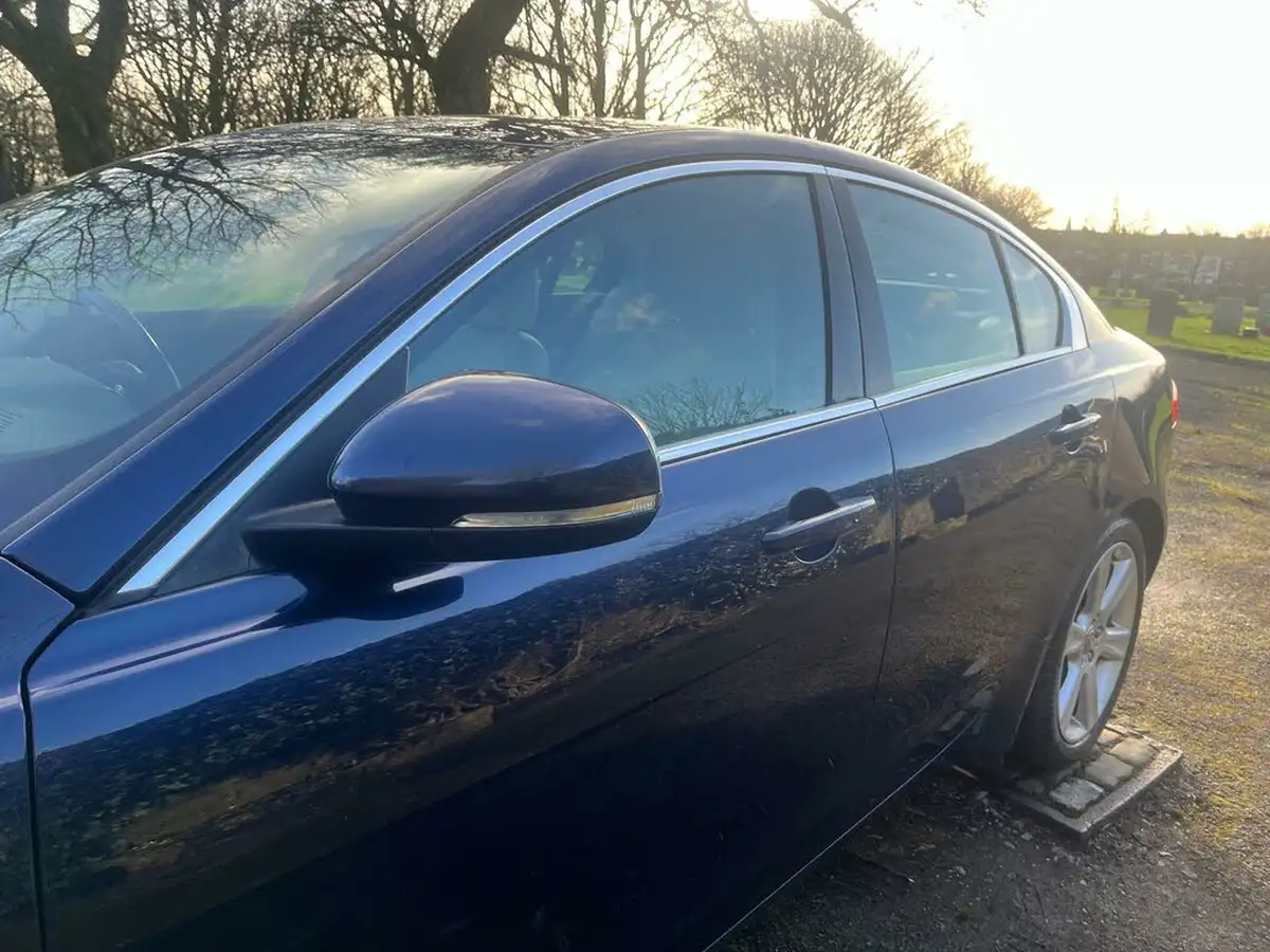 2015-jaguar-xe-20td-portfolio-180ps-auto-big-55