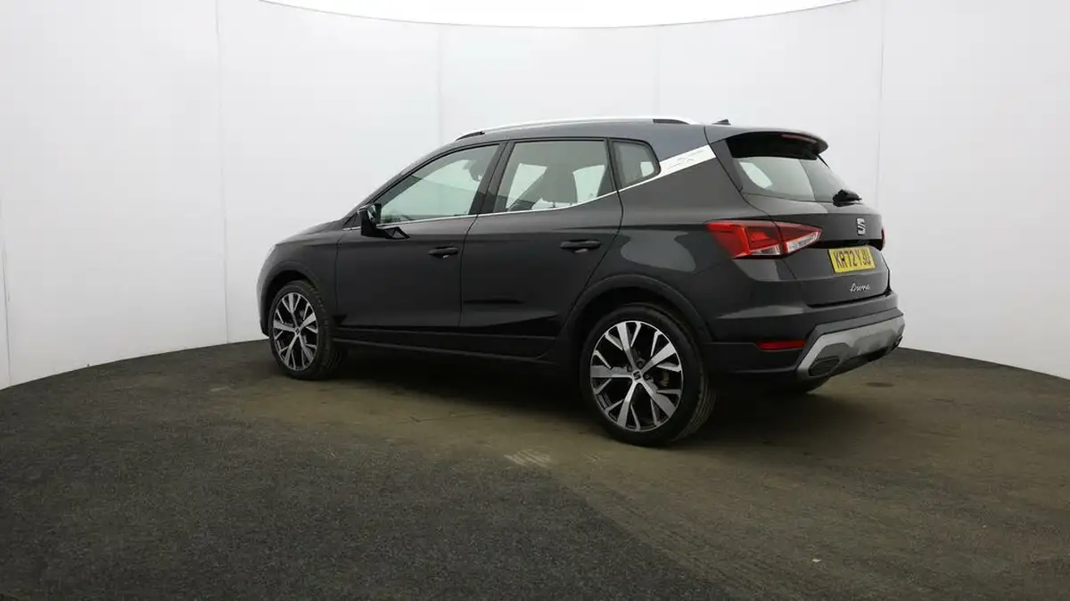 2022-seat-arona-10-tsi-xperience-lux-big-4