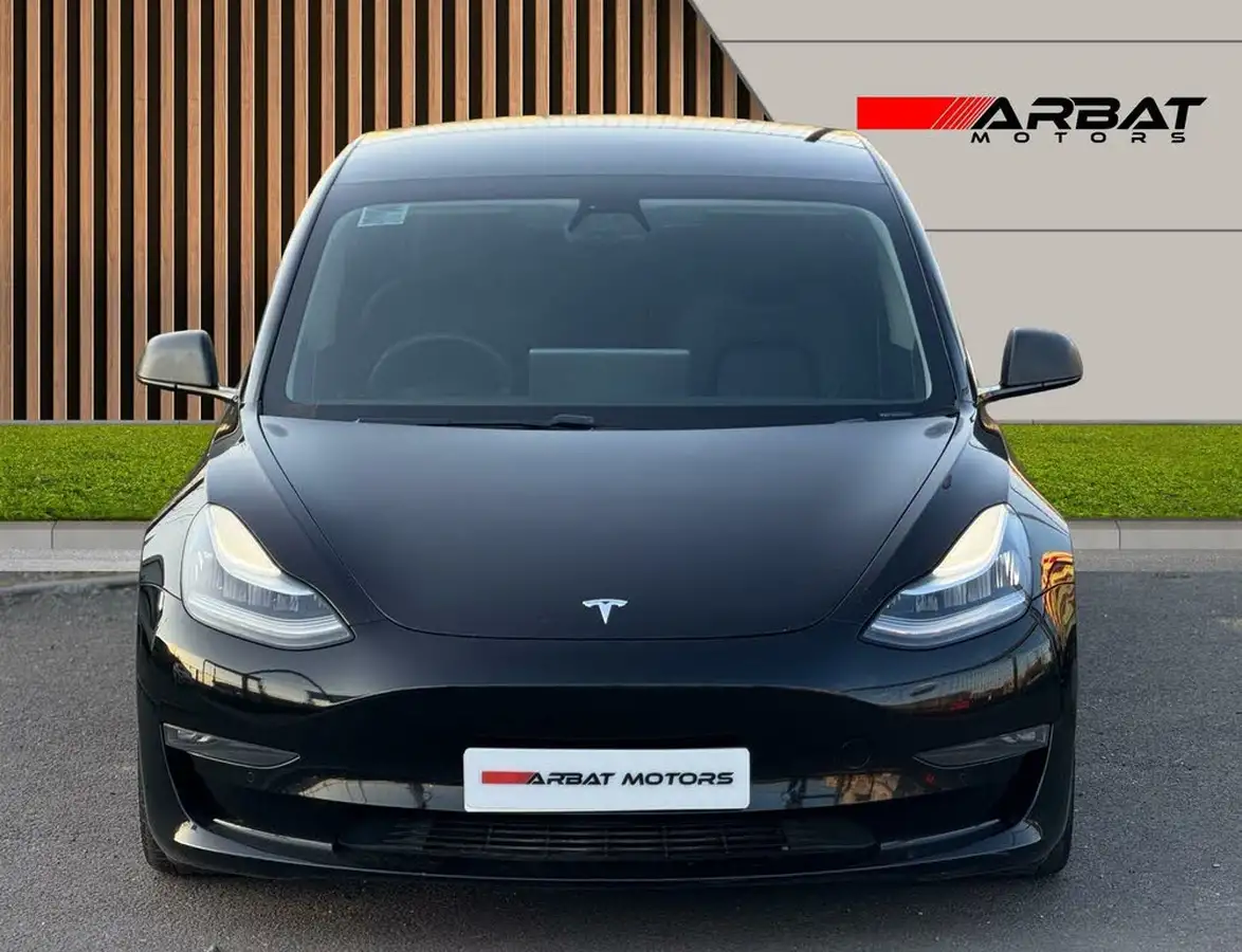 2020-tesla-model-3-e-performance-big-6