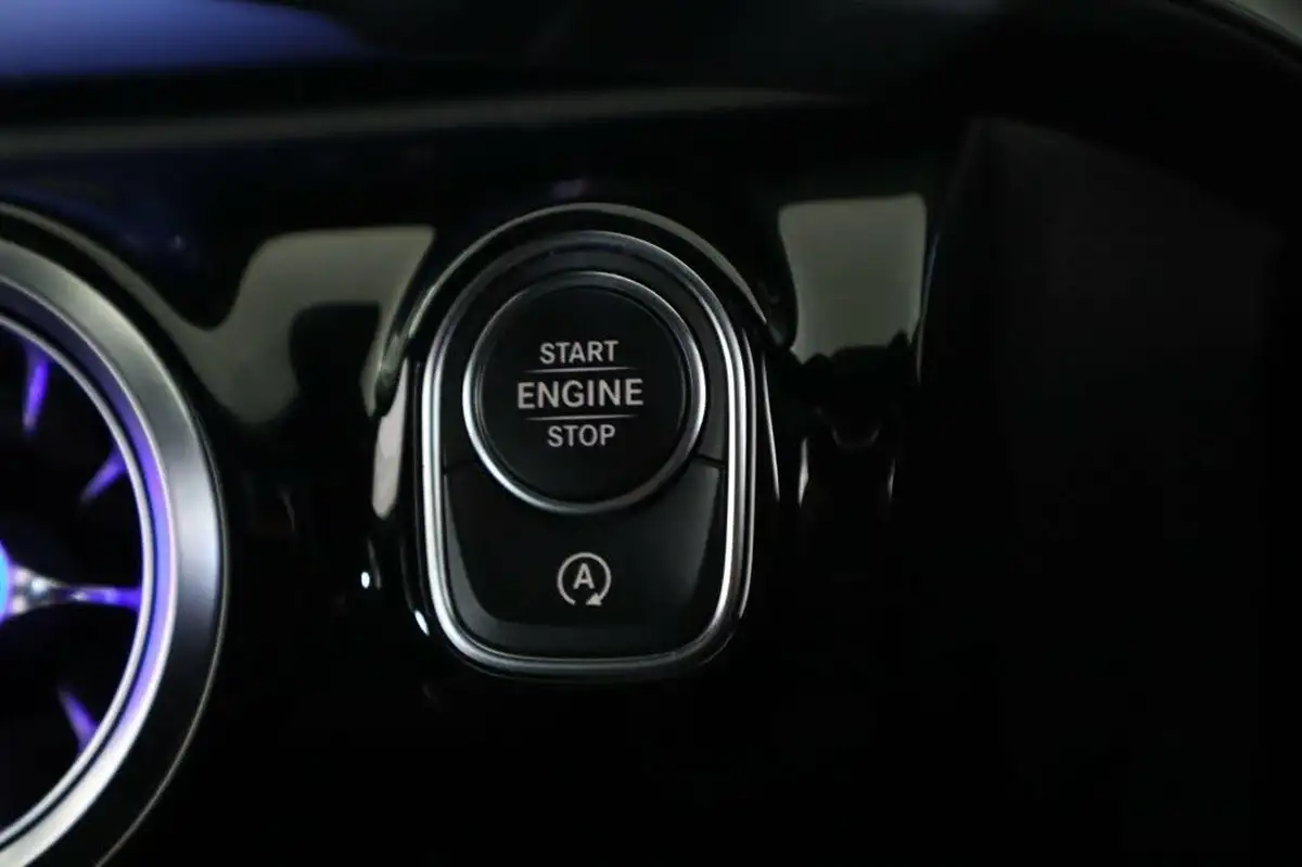 2023-mercedes-benz-a-class-13-a200-amg-line-executive-hatchback-5d-big-18