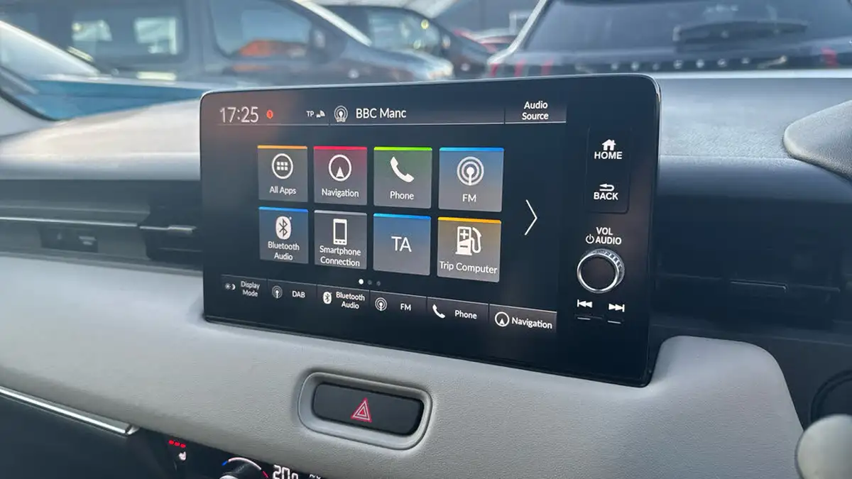 2023-honda-hr-v-15-i-mmd-advance-style-big-48