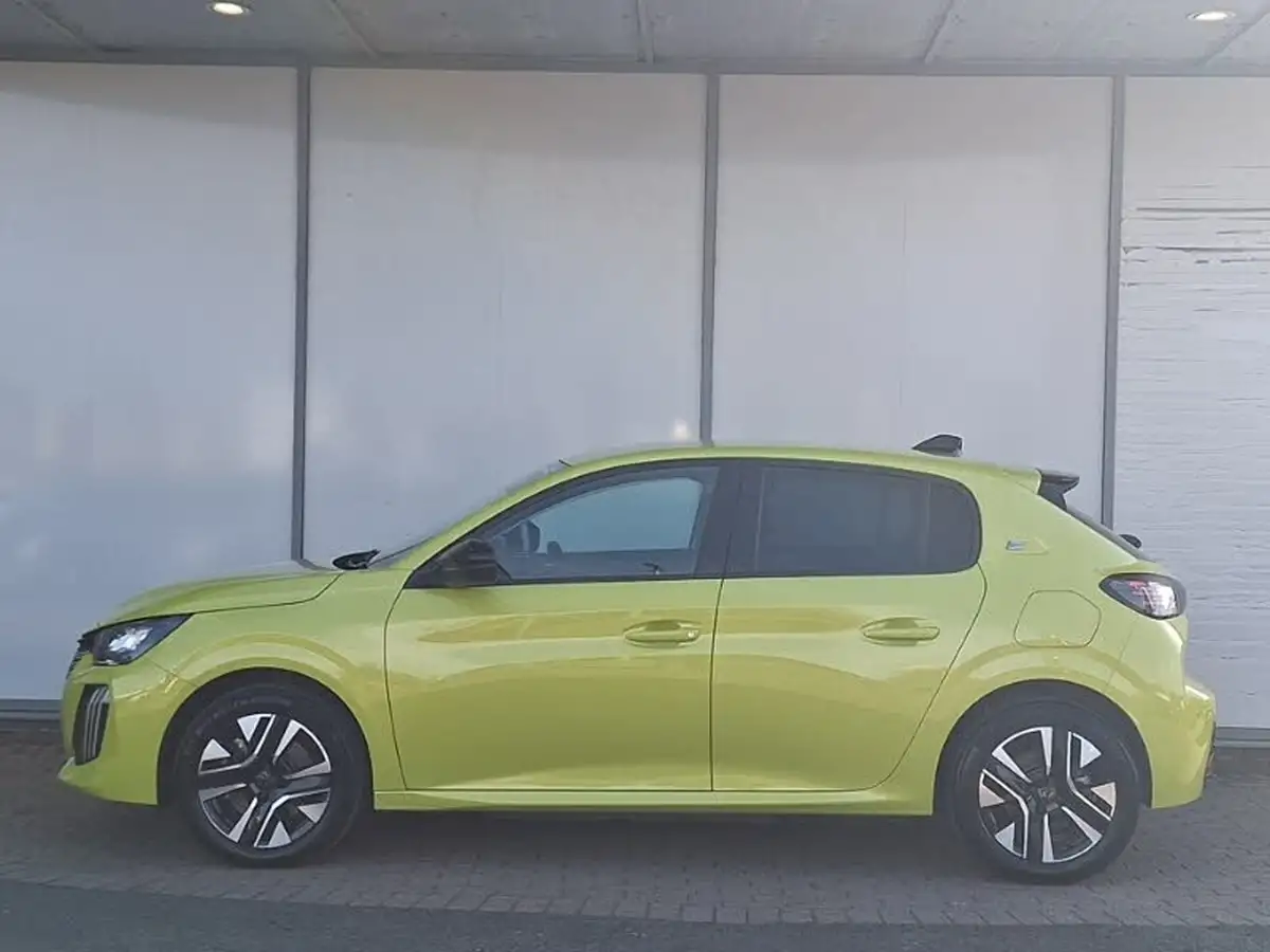 2024-peugeot-208-e-allure-136ps-50kwh-big-3