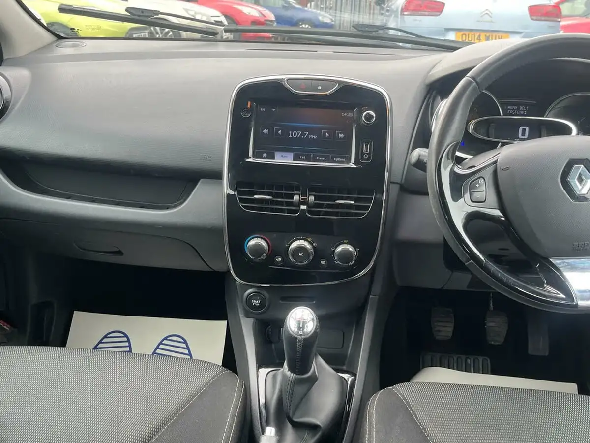 2014-renault-clio-15td-dynamique-medianav-ss-eco-big-22