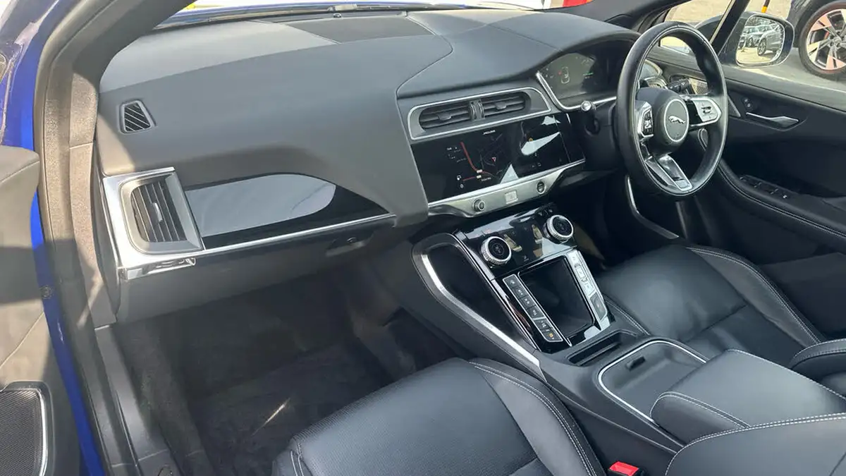 2022-jaguar-i-pace-ev400-hse-black-big-22