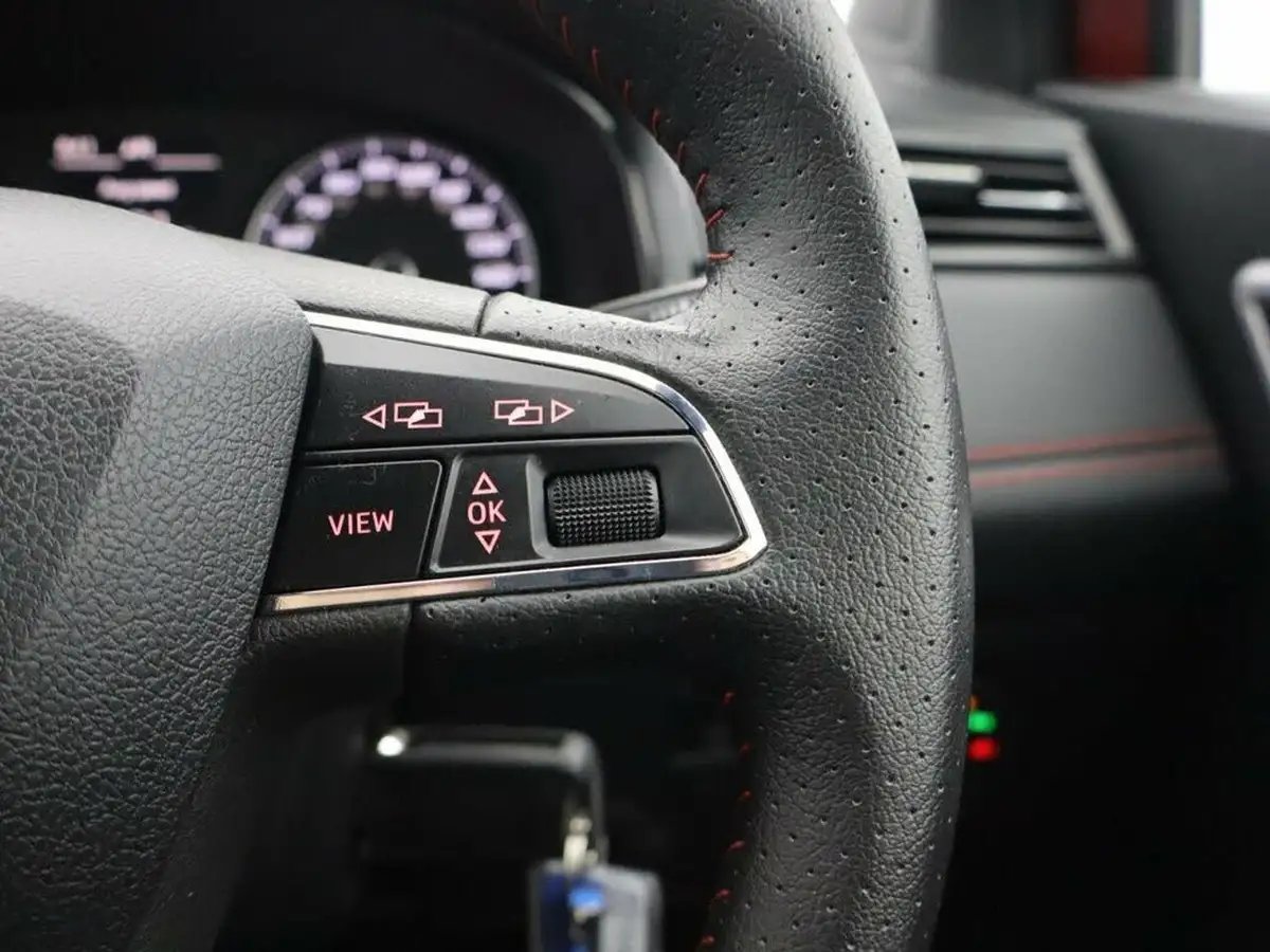 2019-seat-ibiza-10-mpi-fr-big-23