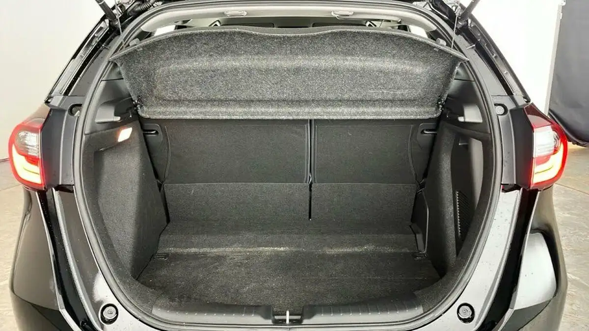 2022-honda-jazz-15-i-mmd-se-109ps-big-4