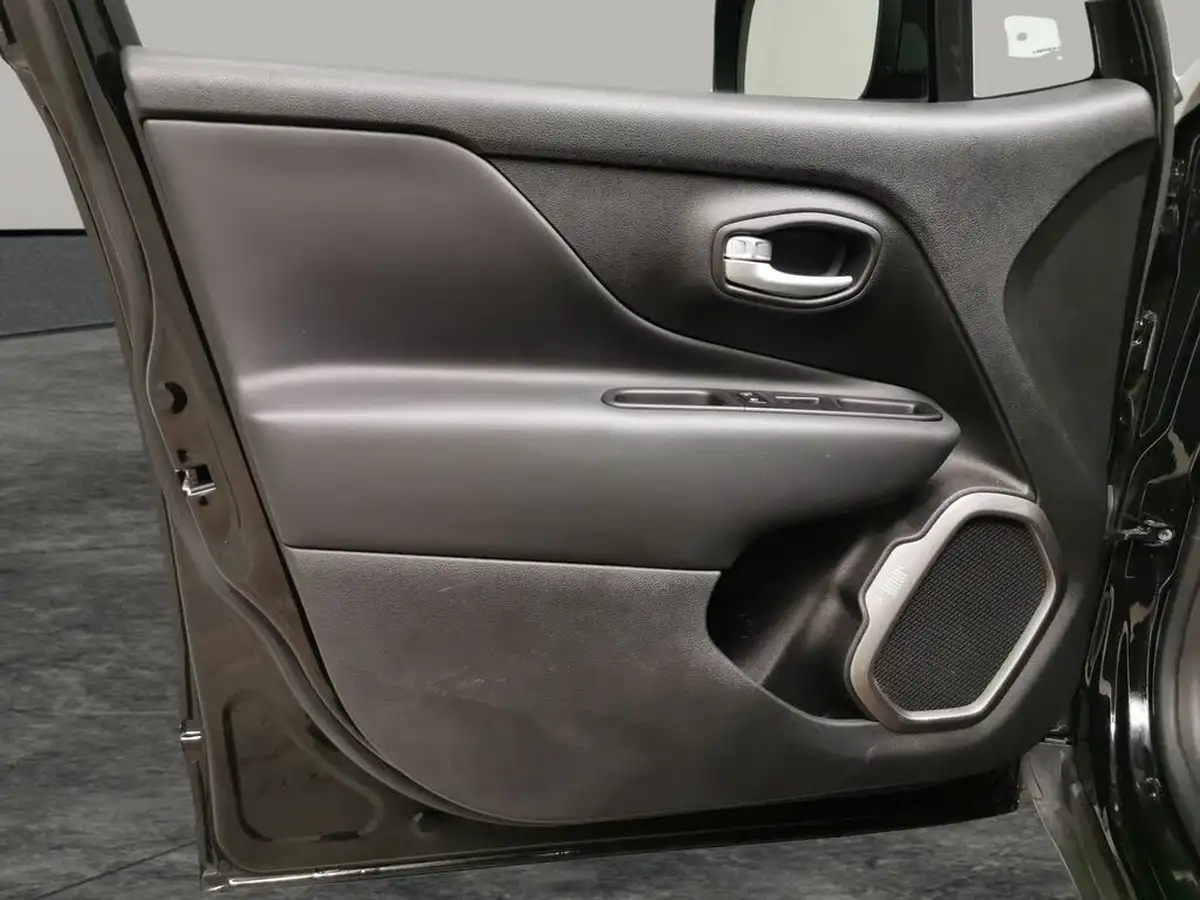 2023-jeep-renegade-13-gse-limited-big-26