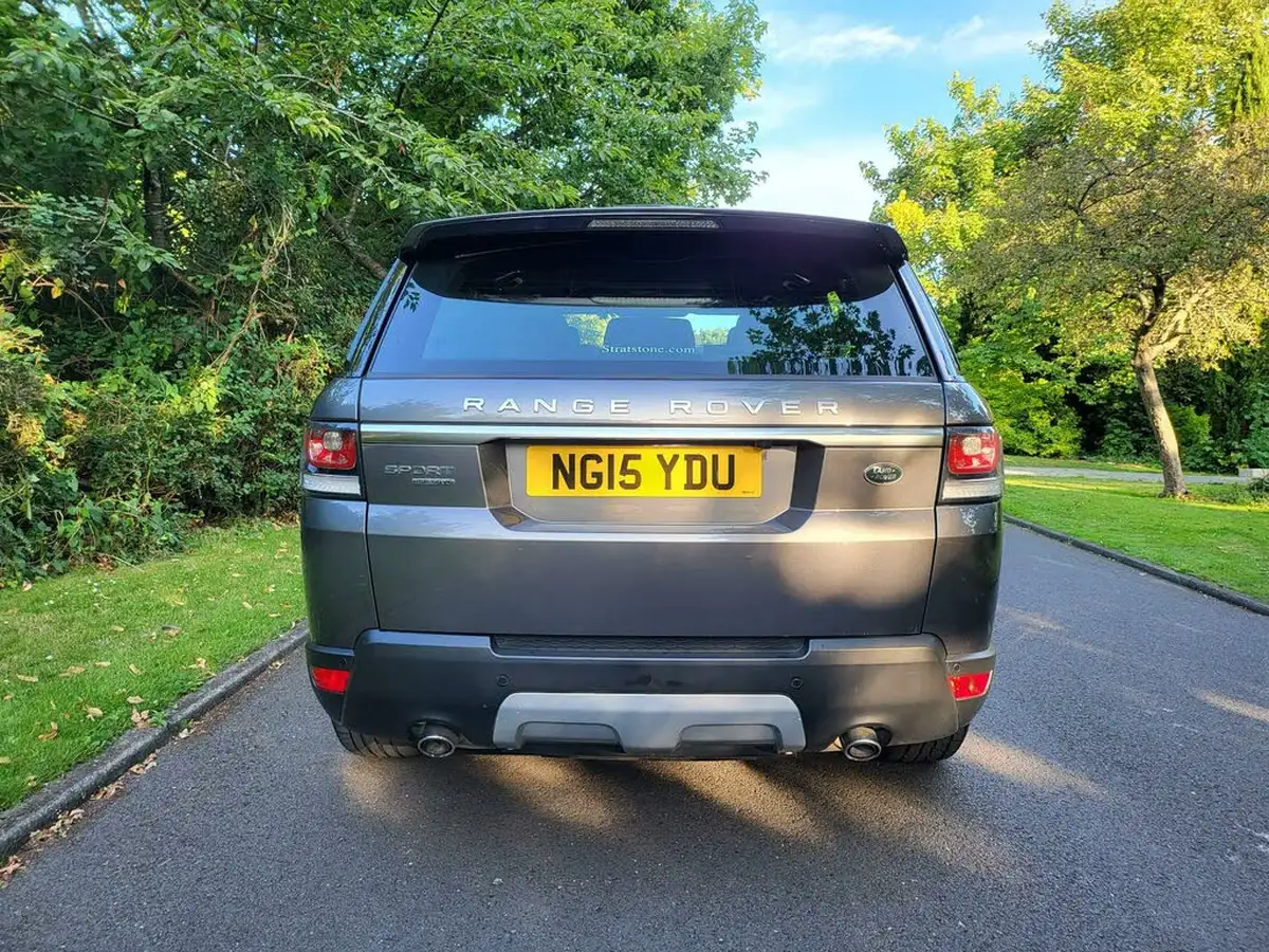 2015-land-rover-range-rover-sport-30-sd-v6-hse-292ps-4x4-big-12