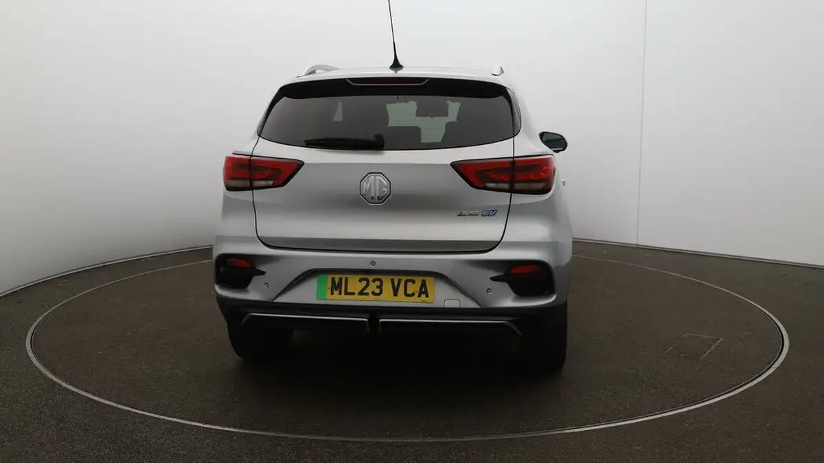 2023-mg-zs-suv-e-trophy-ev-156ps-long-range-big-6