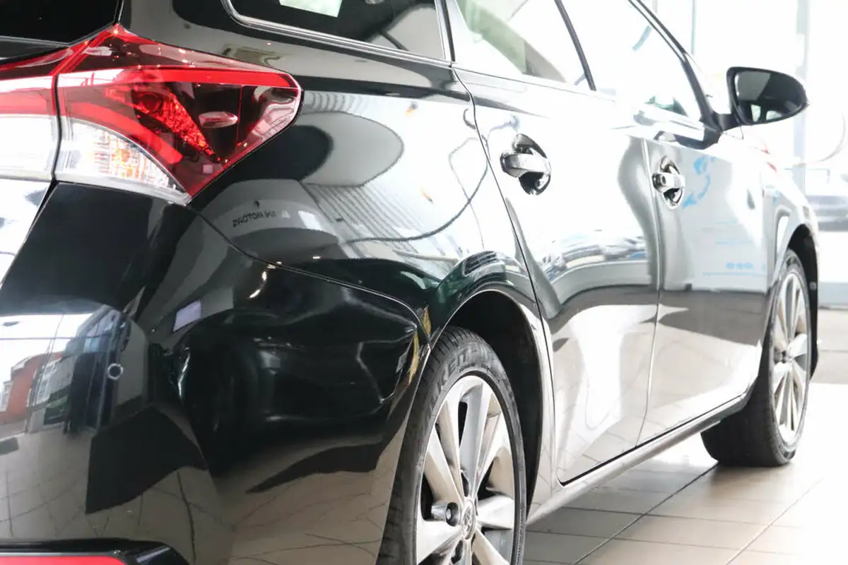 2015-toyota-auris-18-vvt-i-hsd-excel-estate-cvt-big-76