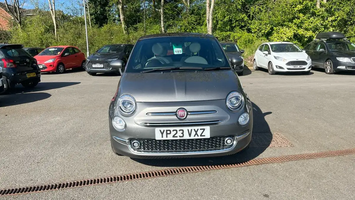 2023-fiat-500-10-dolcevita-big-14
