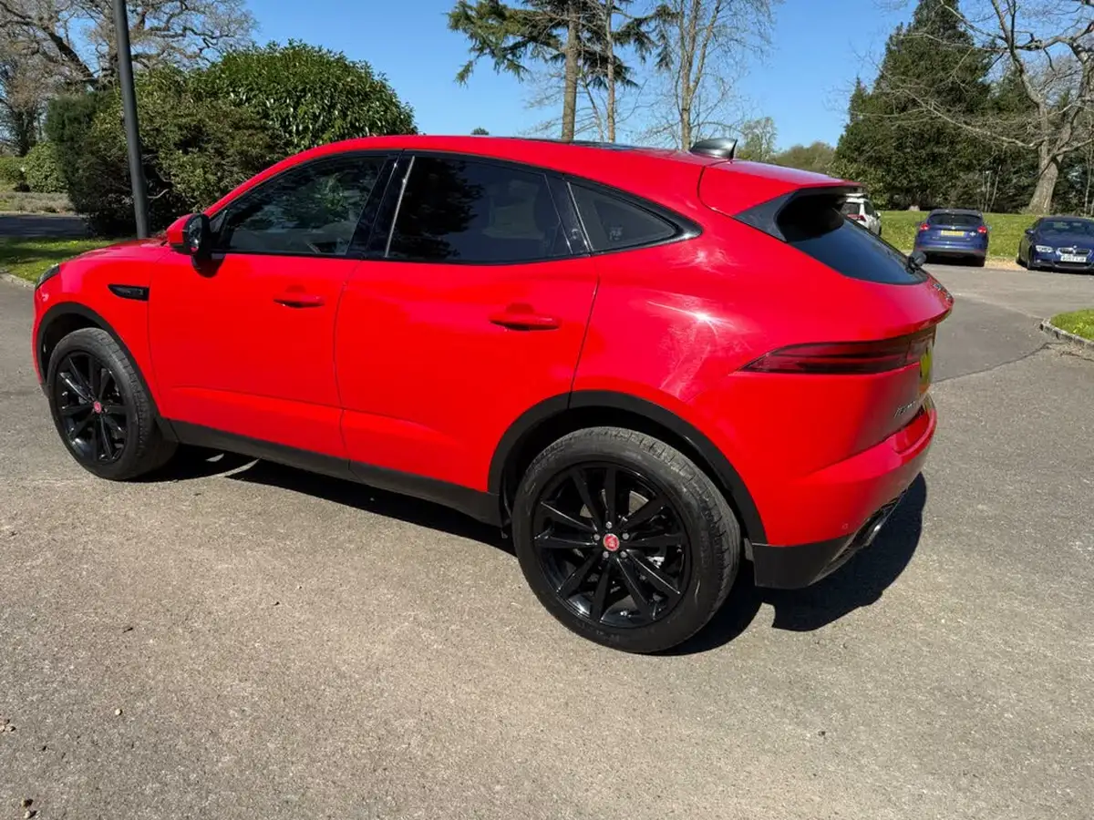2019-jaguar-e-pace-20-i4-s-big-18