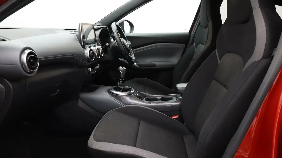 2022-nissan-juke-10-dig-t-n-connecta-big-14