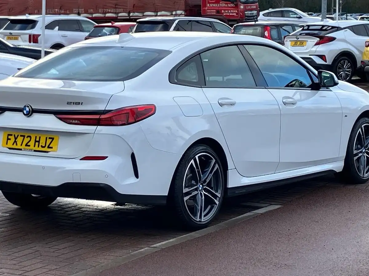 2023-bmw-2-series-15-218i-m-sport-coupe-4d-big-30