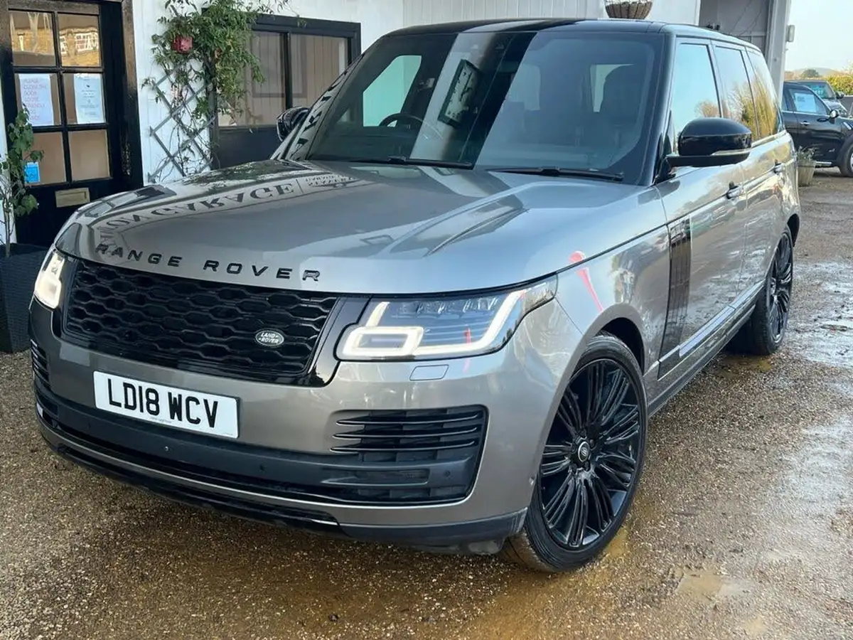 2018-land-rover-range-rover-30tdv6-autobiography-big-13